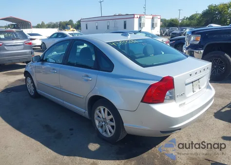 2009 Volvo S40 2.4I из США, поврежденный, VIN YV1MS382392452314